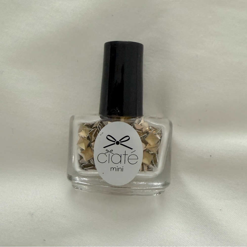 Nail Studs